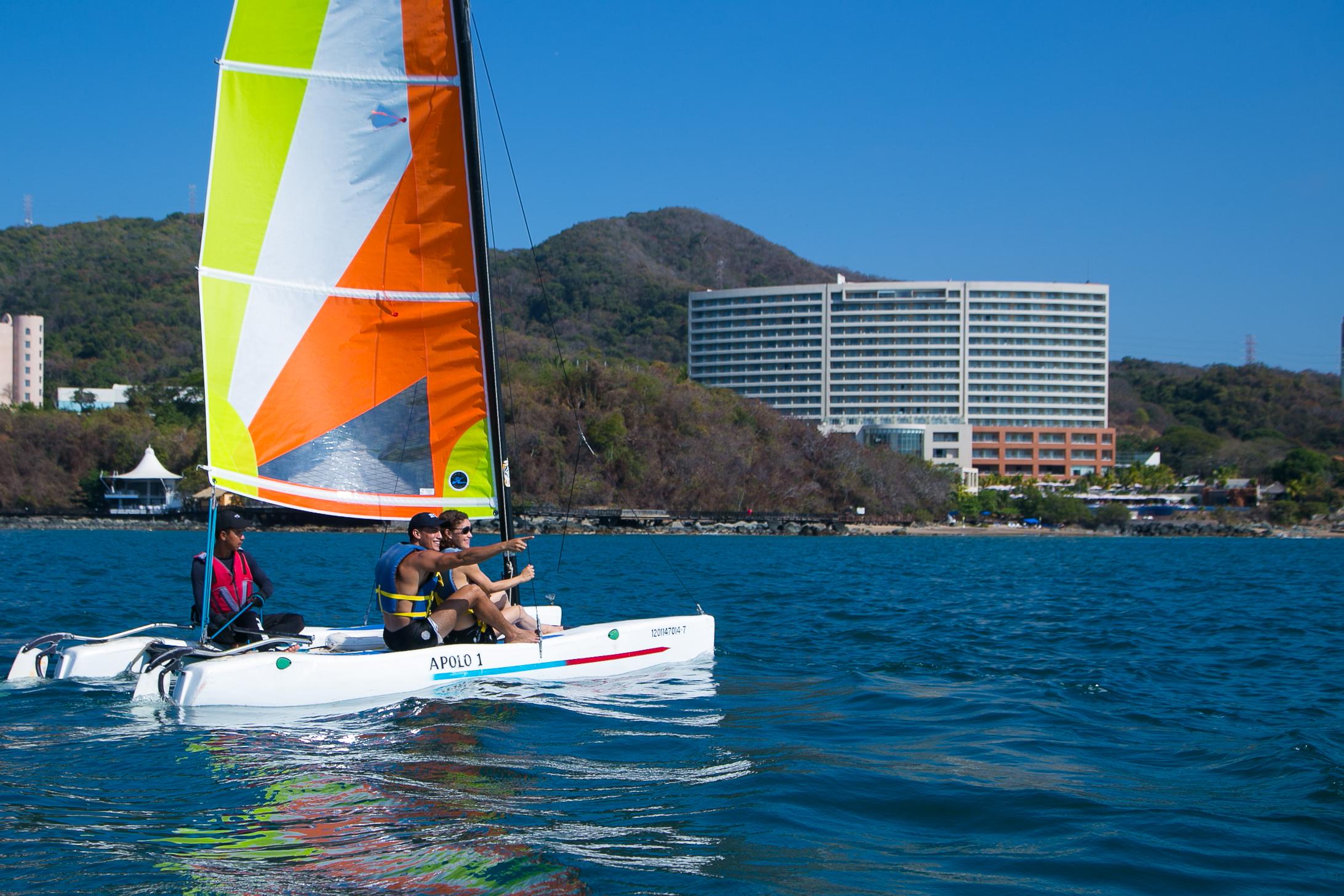 Azul Ixtapa Grand All Inclusive Suites - Spa & Convention Center Εξωτερικό φωτογραφία Sailing at the 2011 Pan American Games