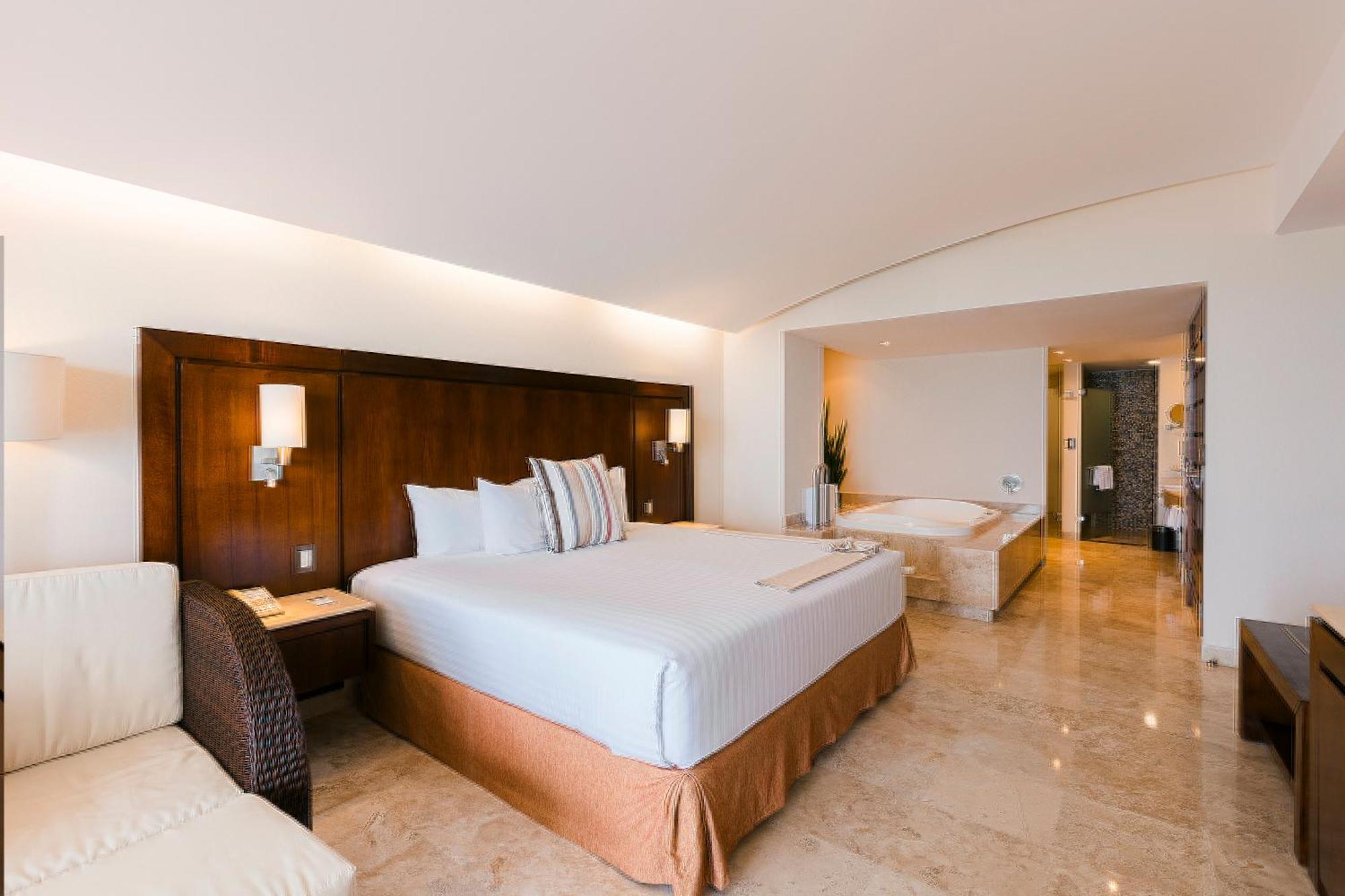 Azul Ixtapa Grand All Inclusive Suites - Spa & Convention Center Εξωτερικό φωτογραφία A room at the hotel