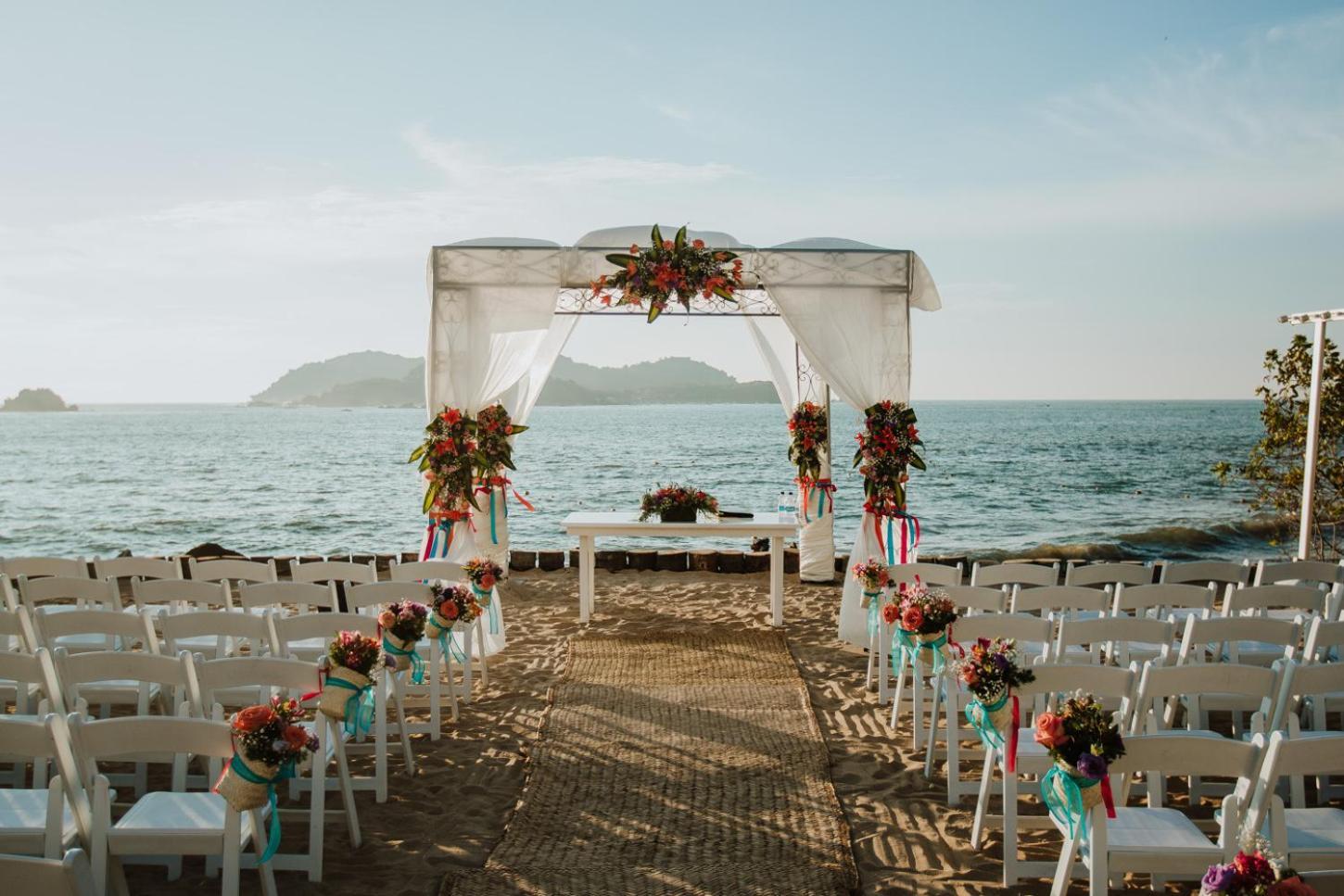 Azul Ixtapa Grand All Inclusive Suites - Spa & Convention Center Εξωτερικό φωτογραφία A beach wedding in Brazil