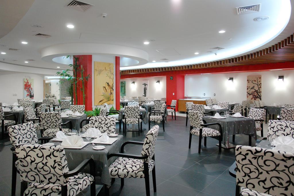 Azul Ixtapa Grand All Inclusive Suites - Spa & Convention Center Εξωτερικό φωτογραφία The interior of the restaurant